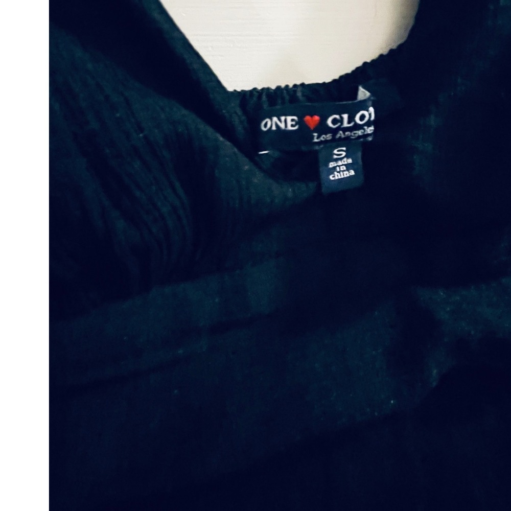 One Clothing Los Angeles Black Deep V-Neck Romper Smocked Back Shoulder Ties S - Picture 9 of 14